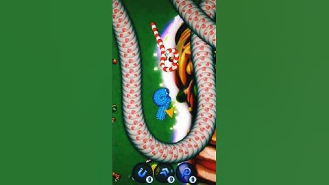 🔥🐍 Worms Zone io 😱 Little big snake game video #shorts​ #snake​ #game​ #wormszone​ #saampwalagame​