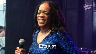 Evelyn "Champagne" King performs Love Come Down at the 2022 Soultown Festival