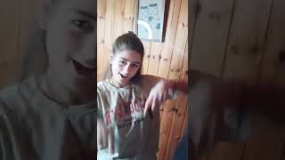 DEREINMINUTENSTAR Heute mit Derya Flechtner