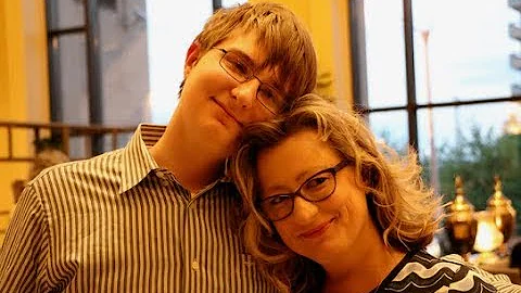 2017 Alumni Stephen Rutkowski &  mom Tess Lombard ...