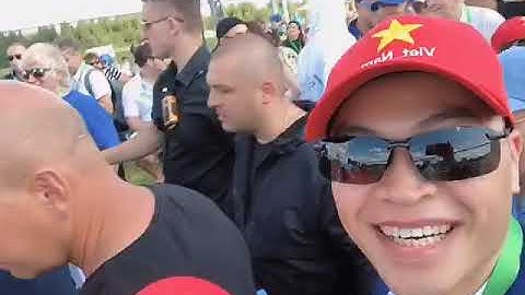 Các cổ đông Việt Nam đi trải nghiệm thực tế Skyway