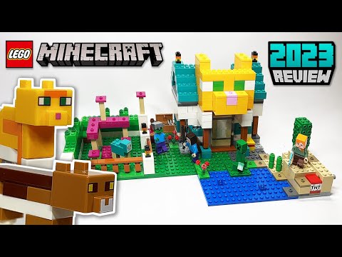 First look at LEGO Minecraft 21249 The Crafting Box 4.0