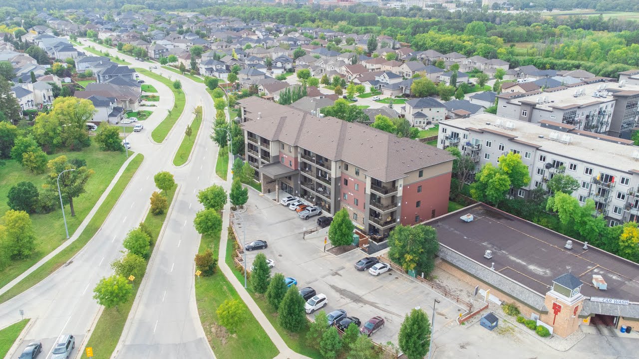 New condo listing in River Park South, Winnipeg, MB Canada. Feat 2