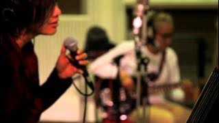 GIGI - Meja Ini (Official Music Video) Live At Abbey Road Studio