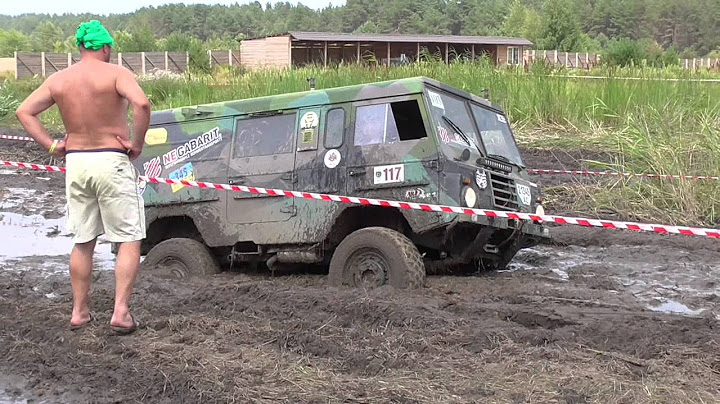 Намертво засадили в грязюку Volvo Laplander