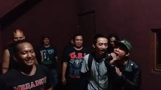 Party Room - Sakral Chaos