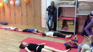 Йога для детей (7 - 12 лет). Открытый урок. День защаты детей 2016 Йога для детей (7 - 12 лет). Открытый урок. День защаты детей 2016