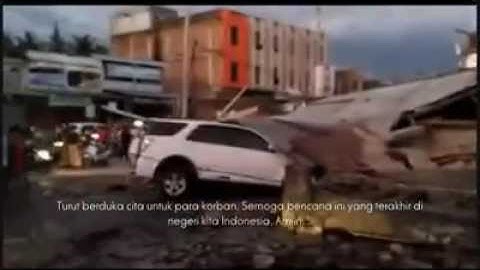 Mengerikan!! Rekaman CCTV ini menunjukkan kekuatan GEMPA BUMI yang menngguncang ACEH hari ini
