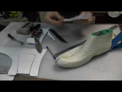 Video: Chelsea Boots - Hoge sneakers - Designer schoenen - Echt ponybont, 4CCCCEES