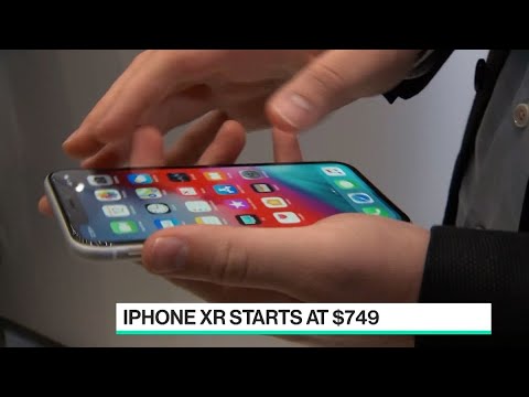 A Hands-On Look at Apple’s New iPhone Xs, Xs Max and Xr Phones