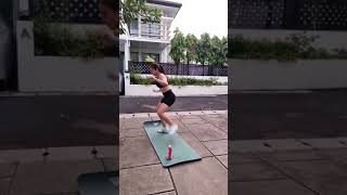 Wulan Guritno Senam Pagi