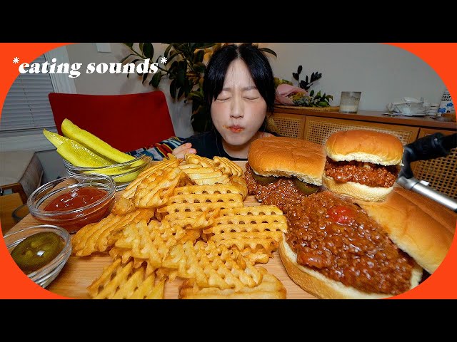 *eating sounds* Sloppy Joe & Waffle Fries w. Jalapeño & pickles mukbang