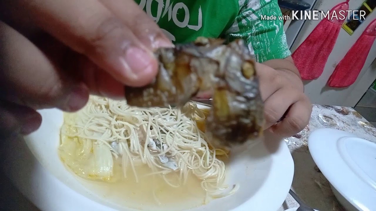 Eating ramen.MUKHANG - YouTube