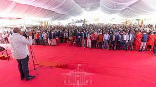 'MWIZI! MWIZI!' MWIZI CHANTS AS UHURU DEMOLISHES DP RUTO AT SAGANA 3 MEETING!!