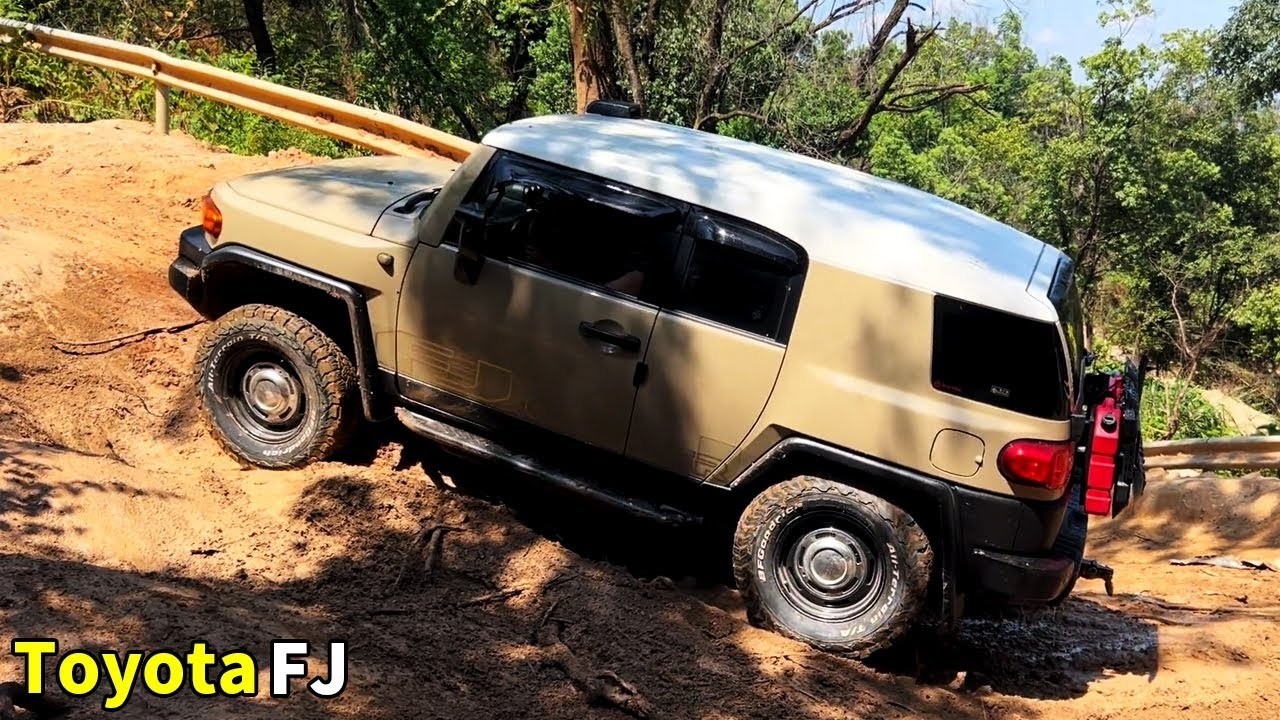 Внедорожник Toyota FJ 4x4 на бездорожье, карданный вал чуть не сломался! #внедорожник #Toyota