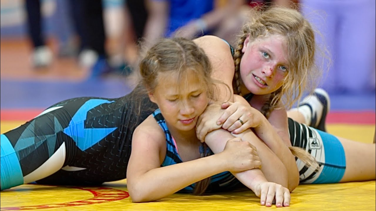 Ketely Alpius (EST) vs Alisa Buinitska (EST) 53kg. Women wrestling.