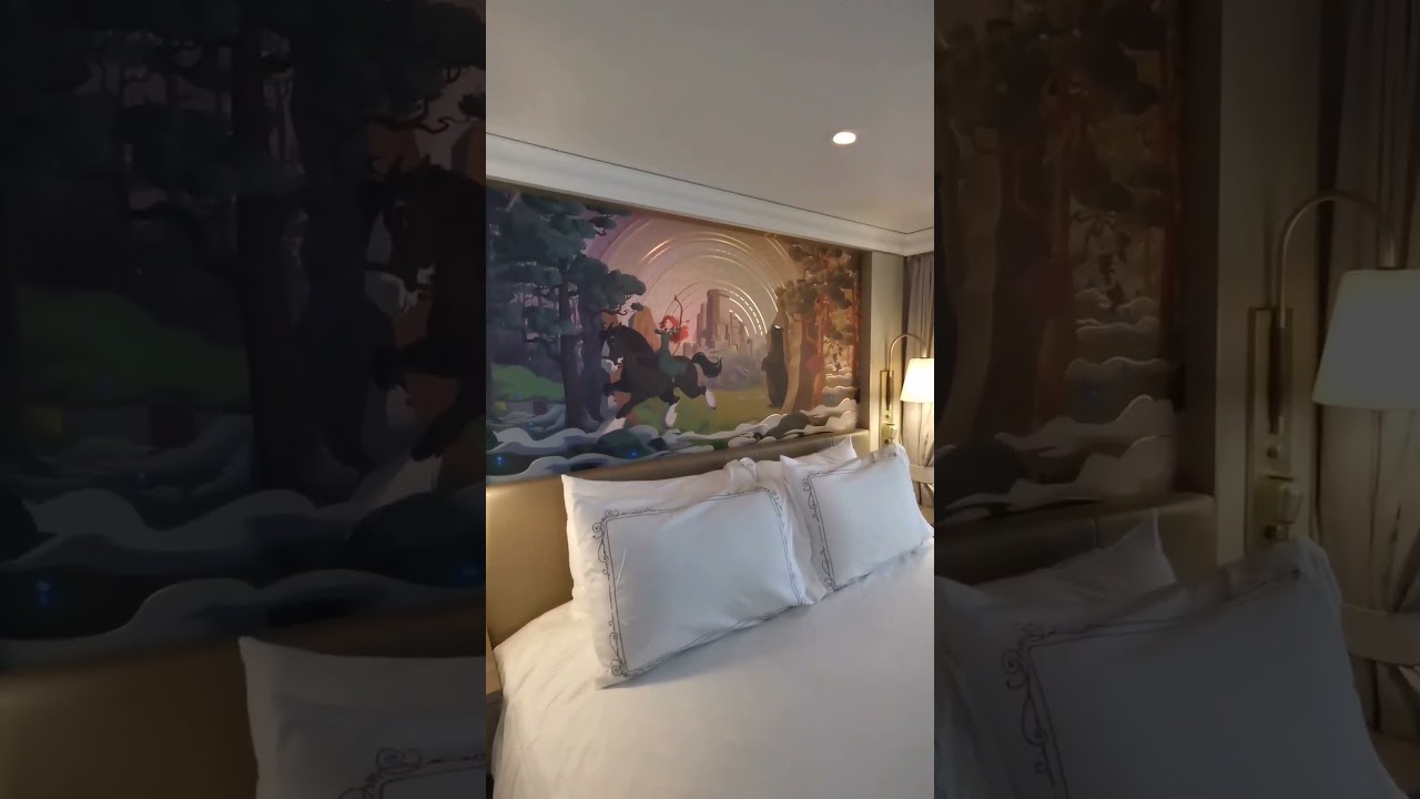 Stateroom walkthrough Disney Destiny - Category 5B Deluxe Stateroom with Verandah