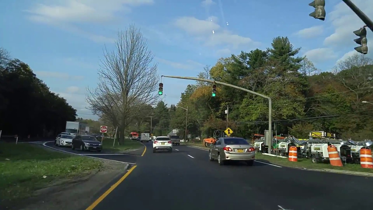 Driving from Greenvale to Glen Cove in Nassau,New York