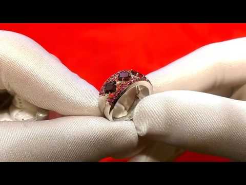 Серебряное кольцо с натуральным гранатом и фианитами Sokolov 92011124