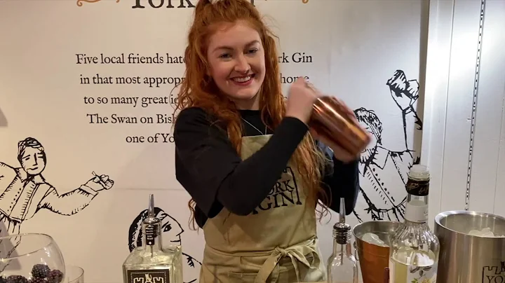 Bramble Cocktail with York Gin Outlaw