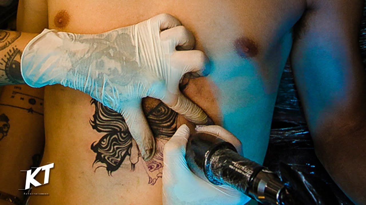 Assista a "20h" 🦋 - Lil⁷ Holmes (Videoclipe Oficial) (Interlúdio: Before Anyone Else) no YouTube Assista a "20h" 🦋 - Lil⁷ Holmes (Videoclipe Oficial) (Interlúdio: Before Anyone Else) no YouTube