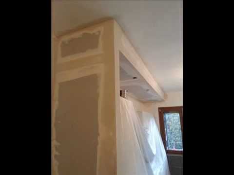 Parete e veletta in cartongesso per cucina youtube Costruire muro in cartongesso