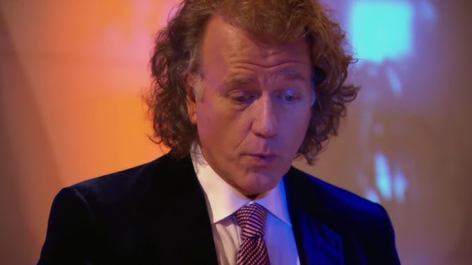 Deck The Hall With Boughs Of Holly - André Rieu - YouTube