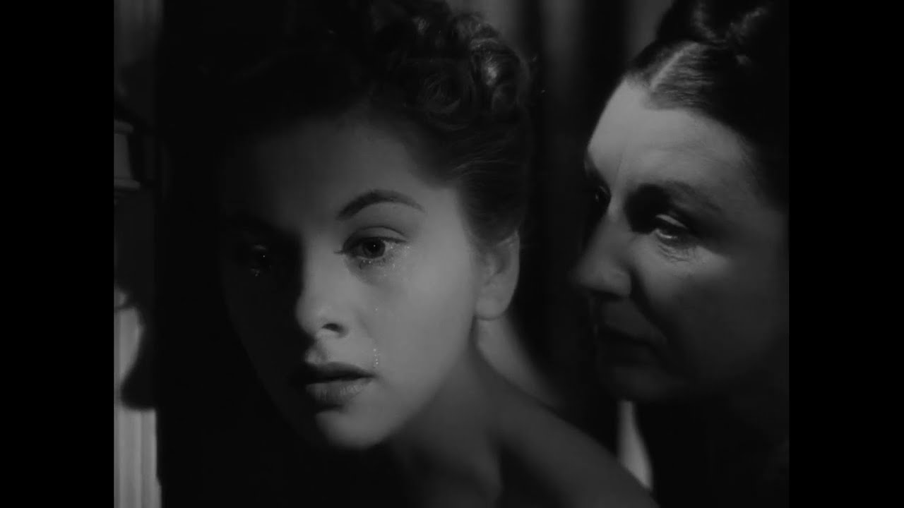 Rebecca (1940) - Mrs. Danvers and the Second Mrs. DeWinter