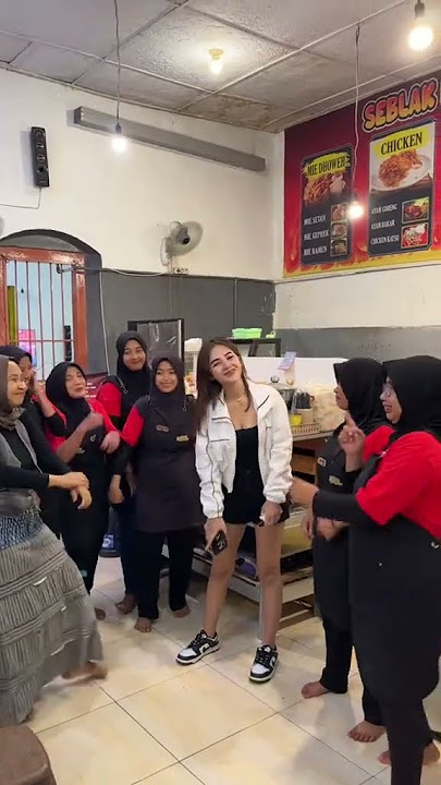 belajar gedruk sama Icha chellow #ichachellow #dancerviral #karnaval #karnavalparty #karnavalsound
