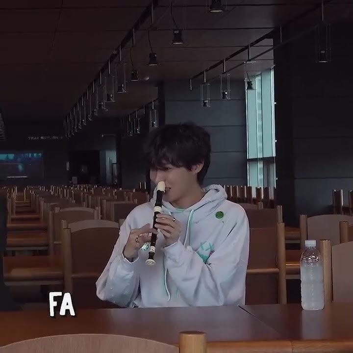 JHOPE PLAYED FLUTE WITH HIS NOSE