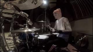 Recording “Waiting On A Twist Of Fate”  (Sum 41)