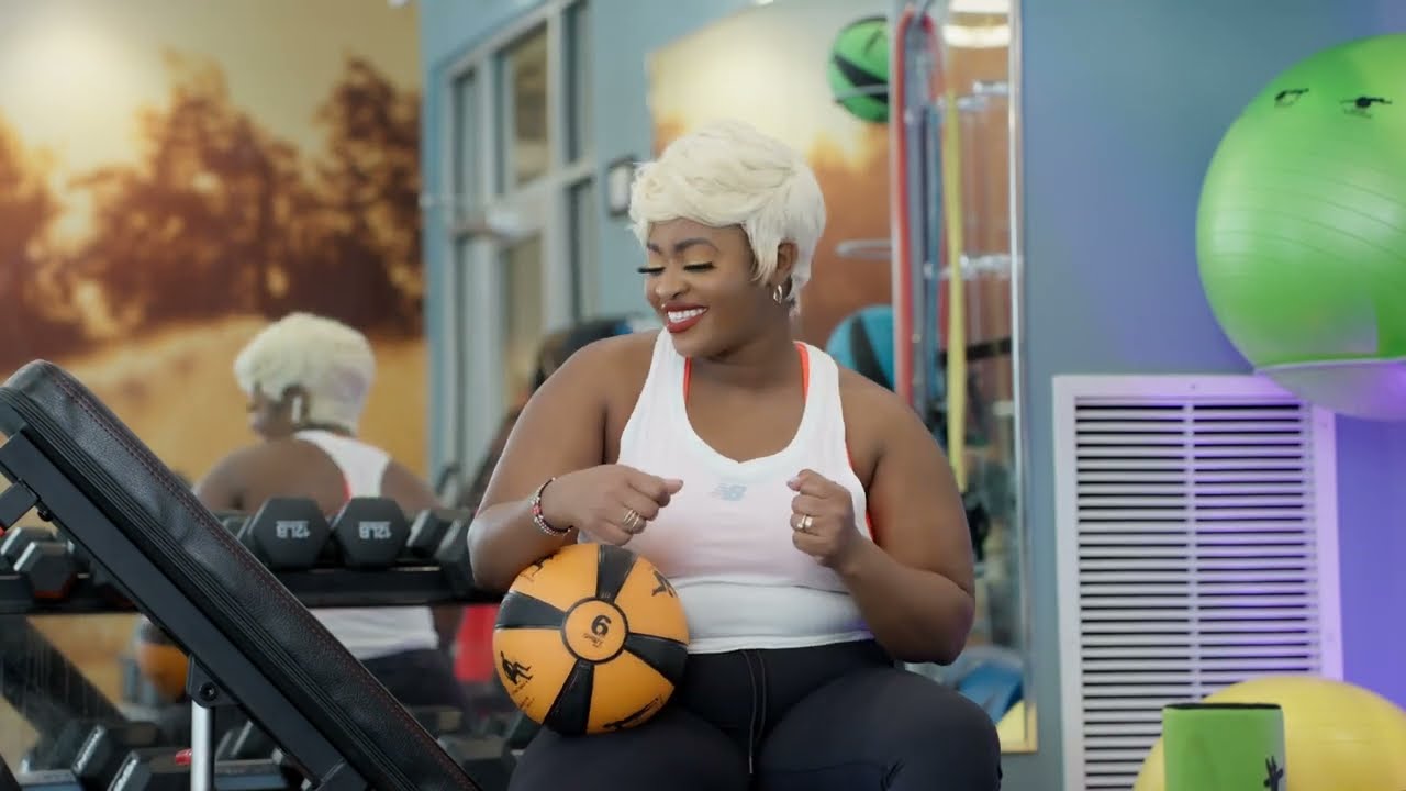 MUICI WA NUI - SARAFINA SALIM