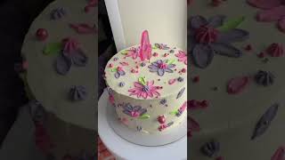Торт для девочки 👧🏼🎂 Камышин для заказа переходите по ссылке https://vk.com/club215960951