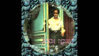 Blonde Redhead - &quot;Doll Is Mine&quot;