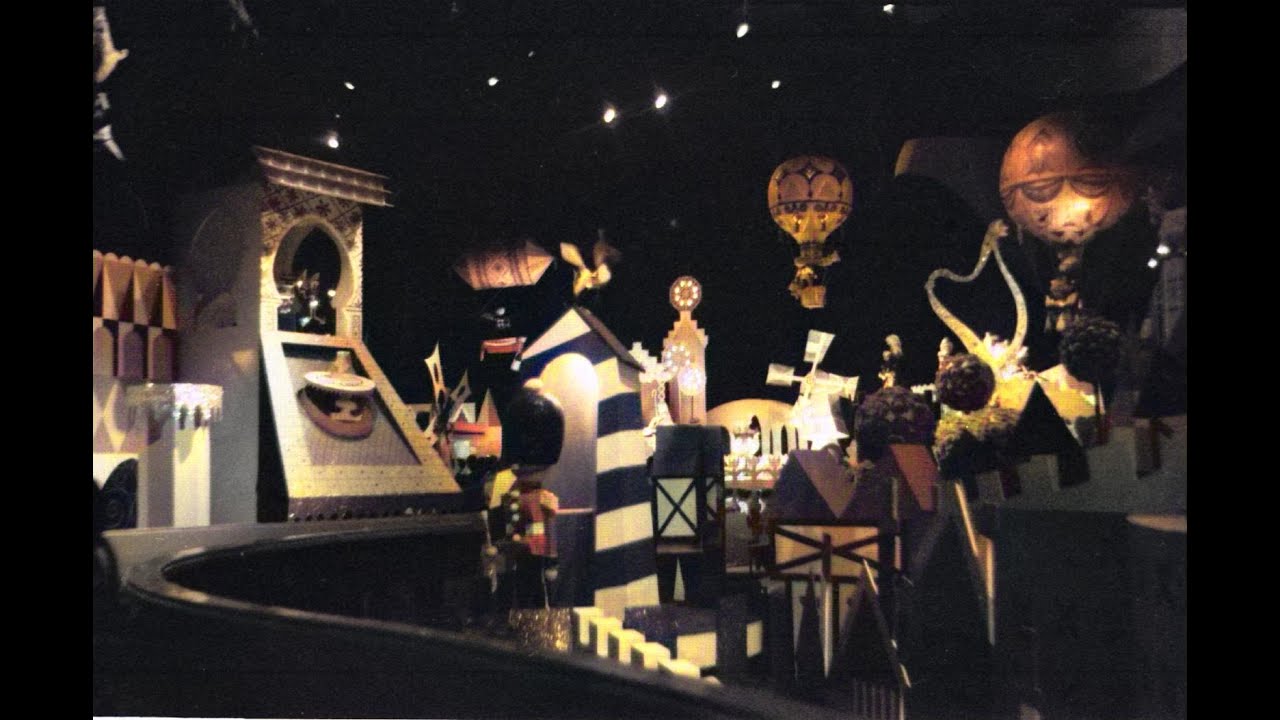 ''it's a small world'' Europe Room Through the Years (NOT MY FOOTAGE)