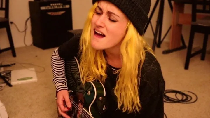 All Apologies - Nirvana (Acoustic Cover by Carmela)