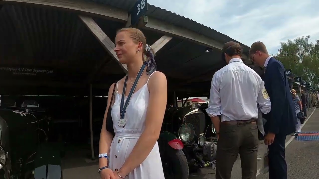Girls, Sun and Cars @ Goodwood revival 2023