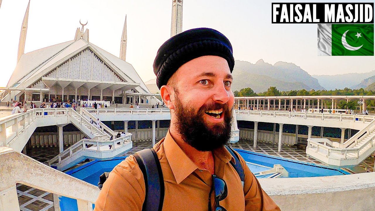 Литовец впервые увидел мечеть в Пакистане 🇵🇰