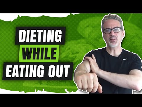 Como manter o seu plano alimentar quando comer fora