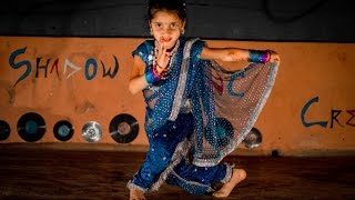 Lavani Dance By | Divya Hindurao |small girl| Choreograph By Sunny Hindurao