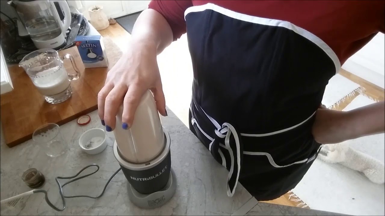 Hur gör man mandelmjölk utan mandel?