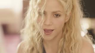 Shakira   Me Enamoré Official Video