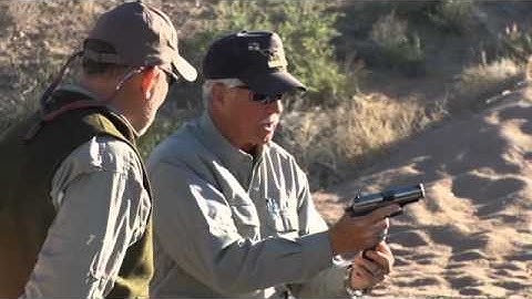 Clearing a Double Feed: Handgun Tip | Gunsite Academy Firearms Training