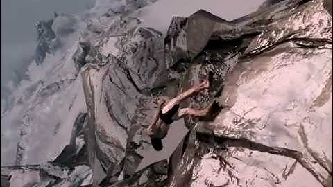 Skyrim-Jump from Throat of the World as a Giant