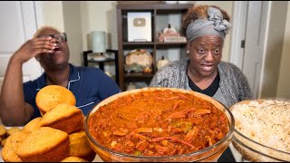 My Mom Came Over to Cook Red Beans, Rice & Cornbread 🍛 | Family Cooking Vlog