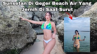 Sunsetan Di Geger Beach Airnya Yang Jernih Pada Saat Surut