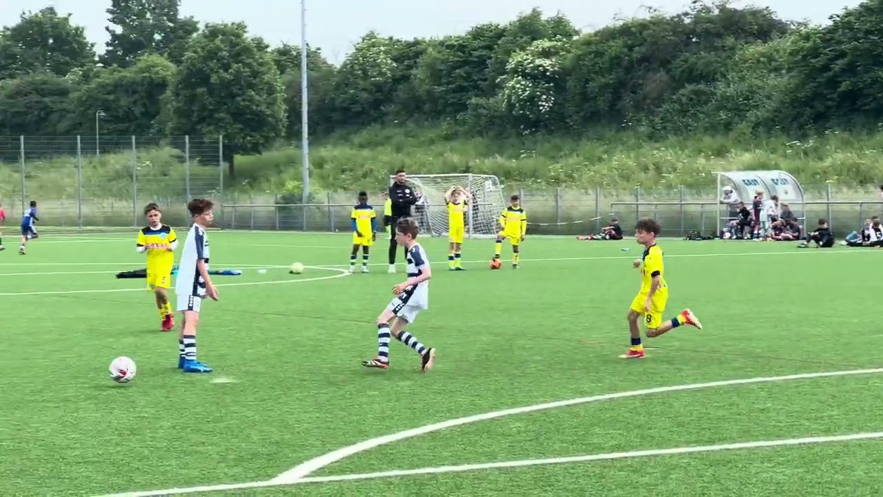 Stuttgarter Kickers U11 VS MSV Duisburg U11  ( Quarterfinal )