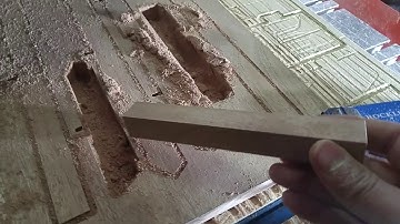 1/8" Compression bit cutting 0,8" Mahogany in one pass