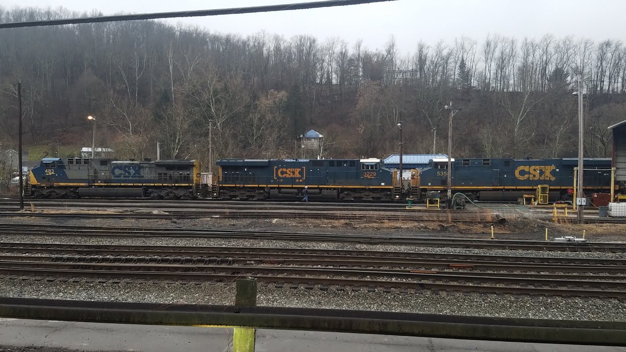 CSX Freight Trains in Grafton, WV YouTube