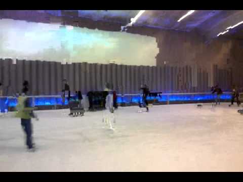 ice skating @ iskate, ambience mall, gurgaon - YouTube